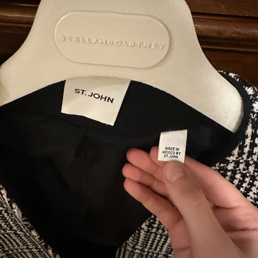 St. John Black and White Checkered Blazer - Picture 3 of 6